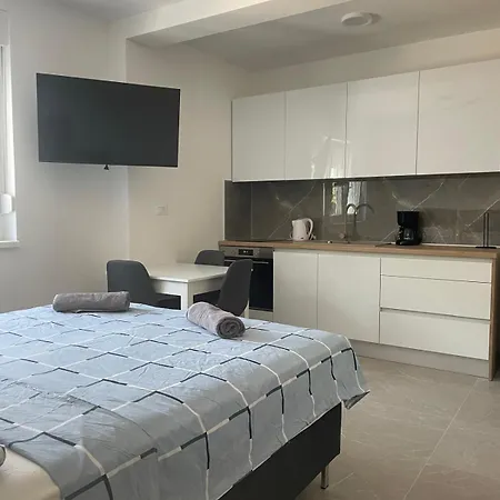 Apartment Andela *