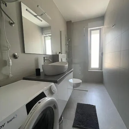 Apartment Andela *